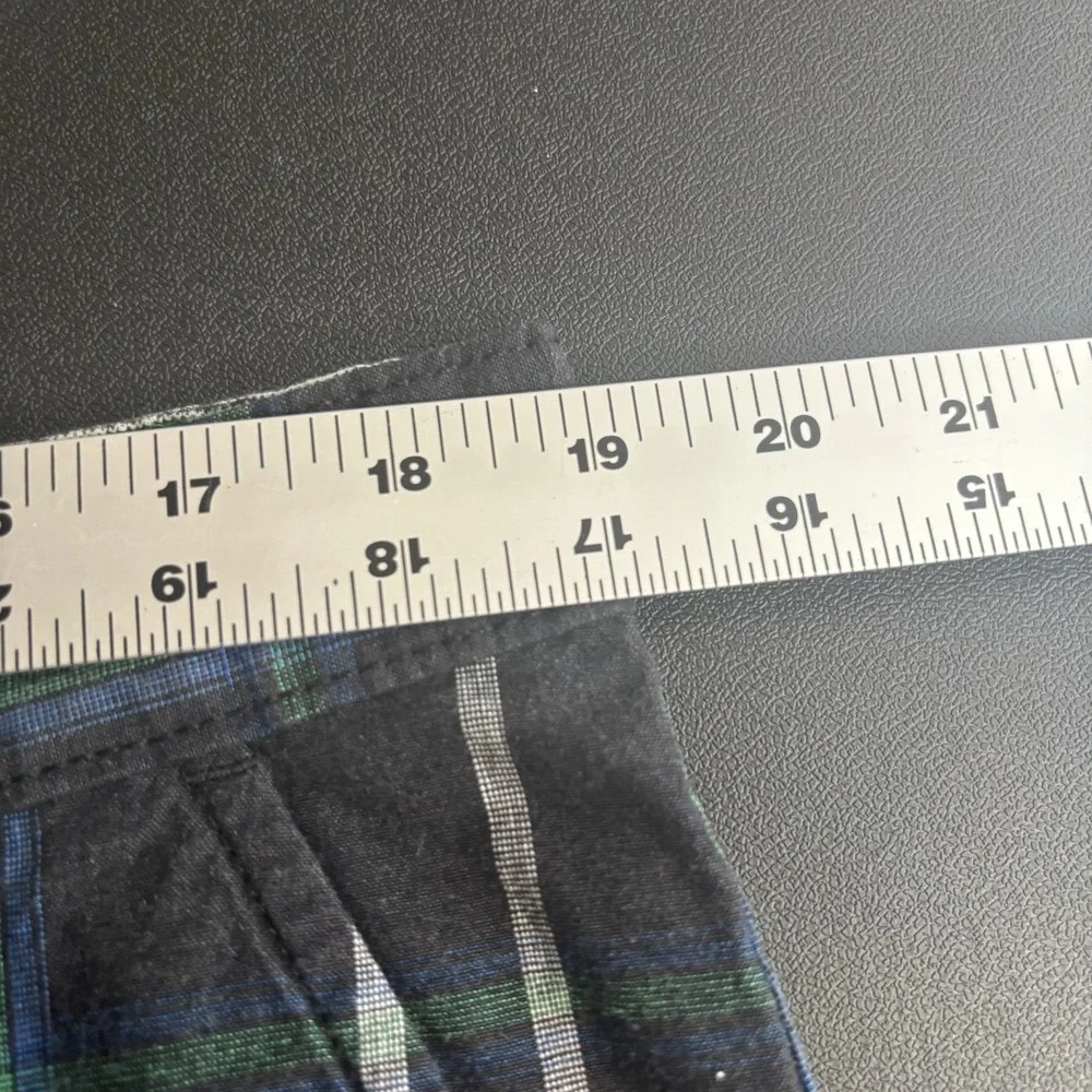 Tony Hawk Shorts Mens 36‎ Gray Plaid Chino Skull Logo 10 Inseam Summer Casual